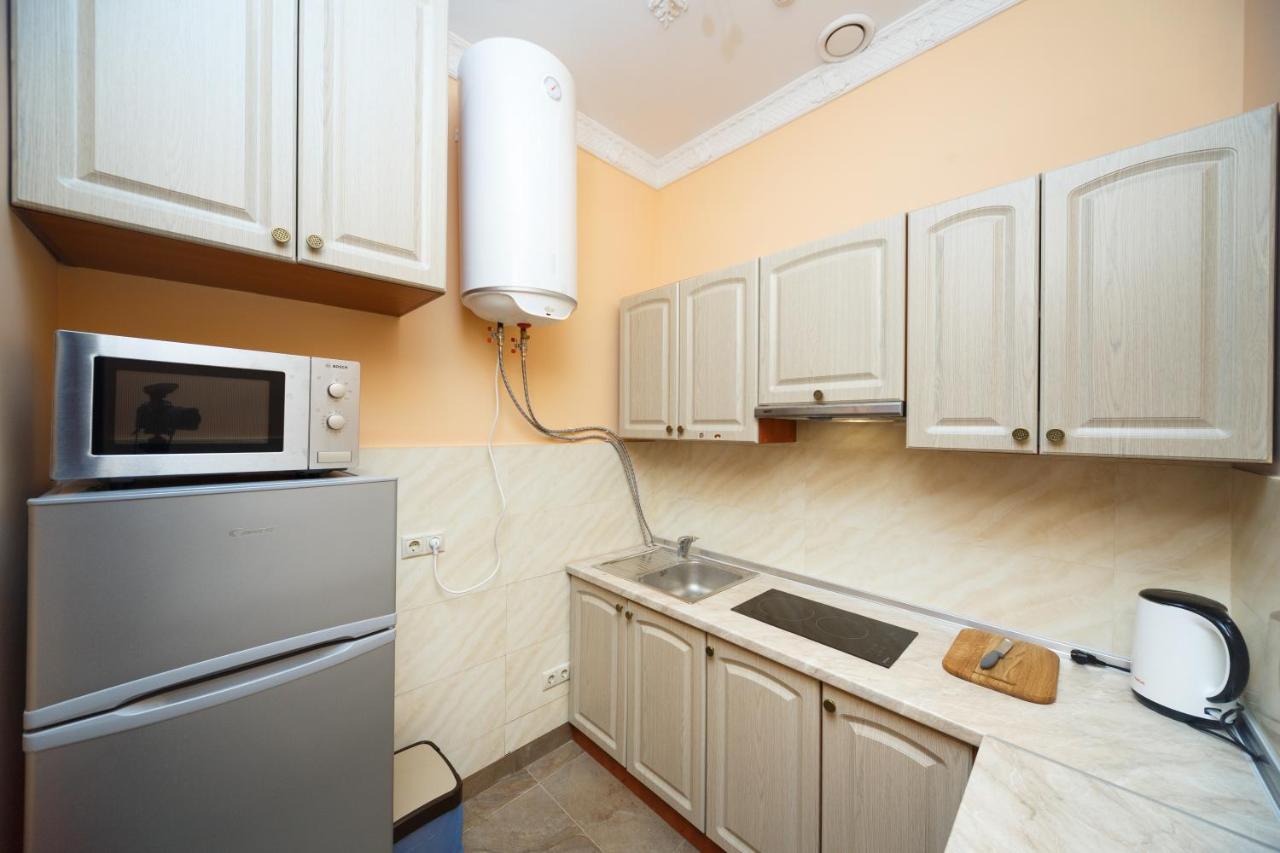 Hostel Suputnyk 利沃夫 外观 照片